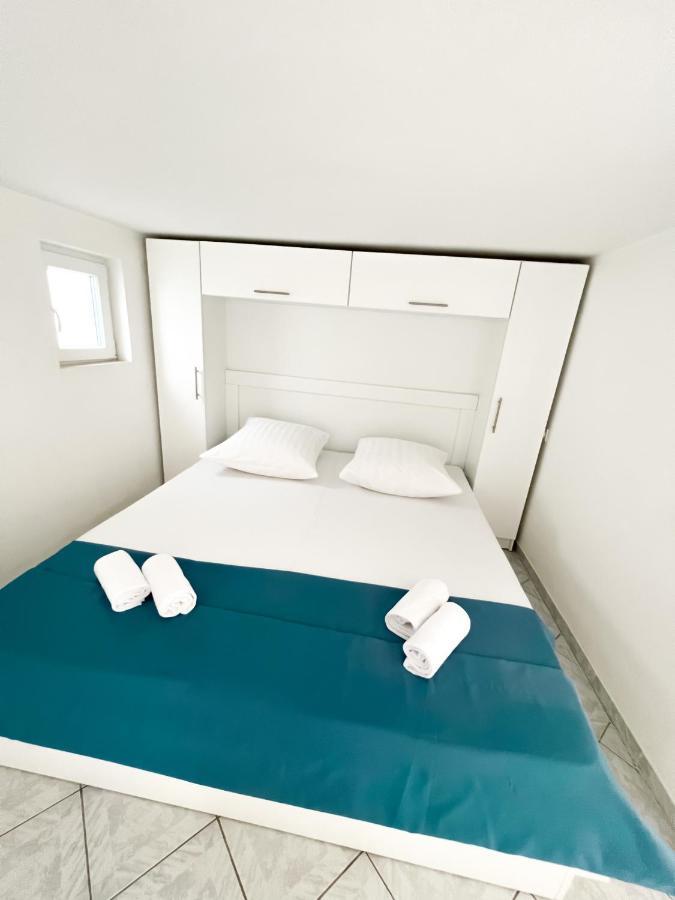 Pavi Apartment